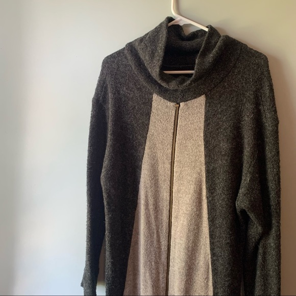 Eve Gravel Oversize Sweater - Picture 4 of 4